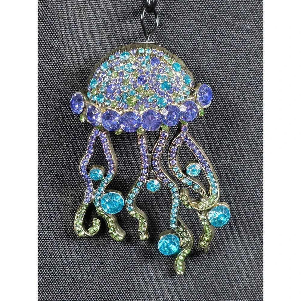 Sparkling‎ Jellyfish Brooch Rhinestone Crystal Pendant Charm Gold Tone Women
